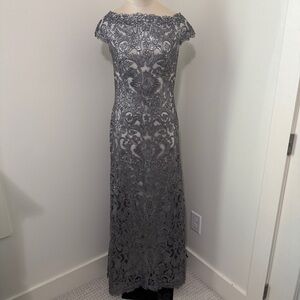 Tadashi Shoji 4 Odette Off Shoulder Sequin Mesh Column Dress Gown Formal